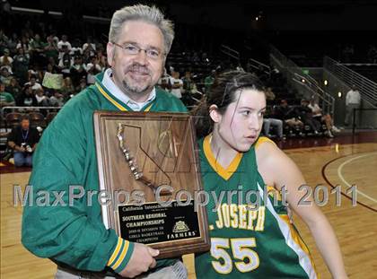 Thumbnail 3 in St. Joseph vs. Serra (CIF SoCal D3 Regional Final) photogallery.