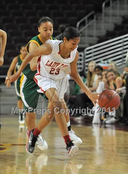 Thumbnail 2 in St. Joseph vs. Serra (CIF SoCal D3 Regional Final) photogallery.