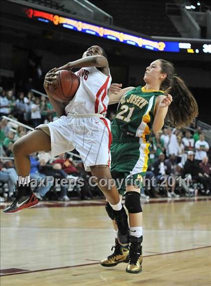 Thumbnail 2 in St. Joseph vs. Serra (CIF SoCal D3 Regional Final) photogallery.
