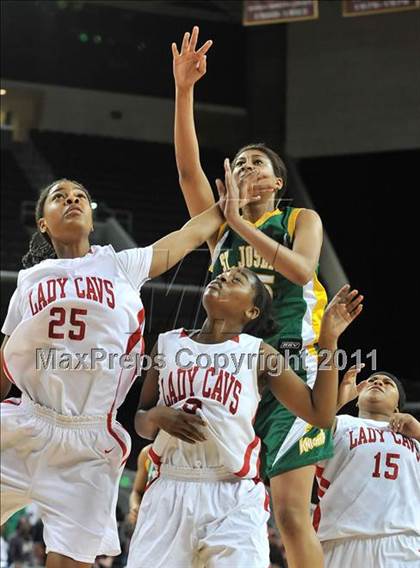 Thumbnail 1 in St. Joseph vs. Serra (CIF SoCal D3 Regional Final) photogallery.