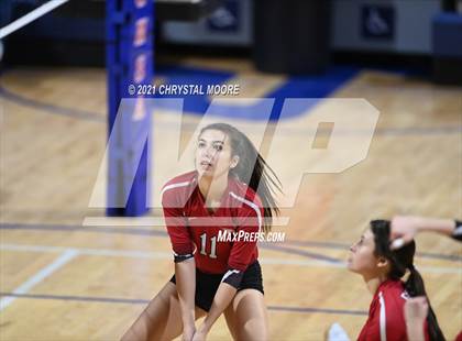 Thumbnail 3 in Flowery Branch vs. Marist (GHSA AAAA Championship) photogallery.