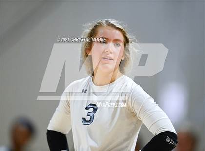 Thumbnail 2 in Flowery Branch vs. Marist (GHSA AAAA Championship) photogallery.