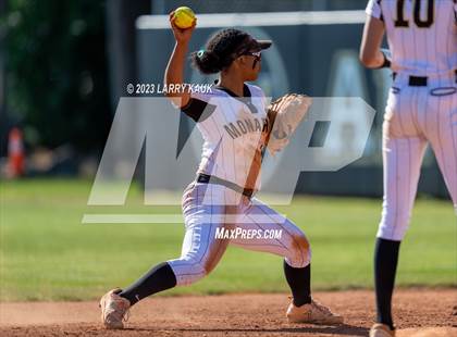 Thumbnail 3 in Valley Christian @ Archbishop Mitty photogallery.