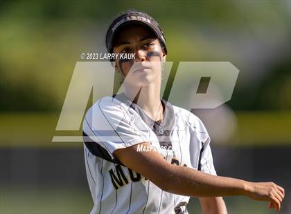 Thumbnail 3 in Valley Christian @ Archbishop Mitty photogallery.