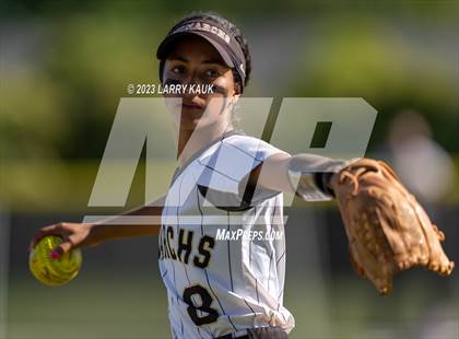 Thumbnail 3 in Valley Christian @ Archbishop Mitty photogallery.