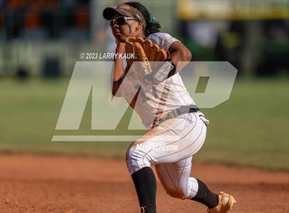 Thumbnail 1 in Valley Christian @ Archbishop Mitty photogallery.