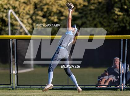 Thumbnail 2 in Valley Christian @ Archbishop Mitty photogallery.