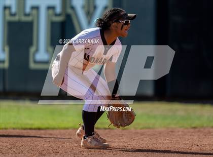 Thumbnail 2 in Valley Christian @ Archbishop Mitty photogallery.