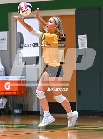 Thumbnail 3 in Green Hope @ Cardinal Gibbons photogallery.