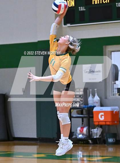 Thumbnail 1 in Green Hope @ Cardinal Gibbons photogallery.
