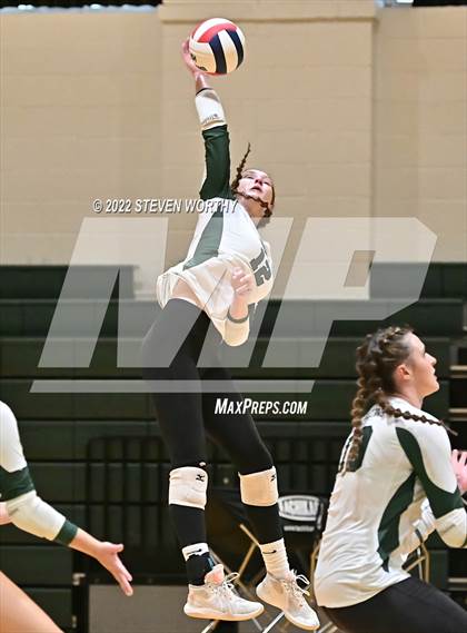 Thumbnail 1 in Green Hope @ Cardinal Gibbons photogallery.