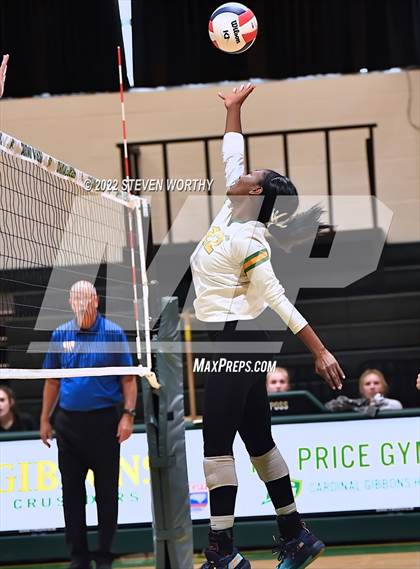Thumbnail 2 in Green Hope @ Cardinal Gibbons photogallery.