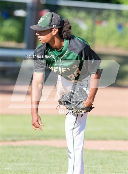 Thumbnail 1 in Enfield @ Ridgefield (CIAC Class LL Quarterfinal) photogallery.