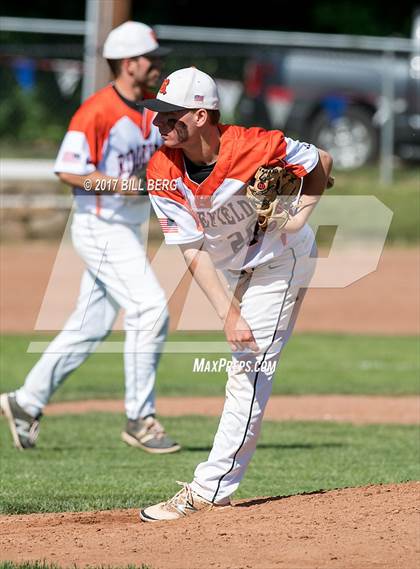 Thumbnail 2 in Enfield @ Ridgefield (CIAC Class LL Quarterfinal) photogallery.