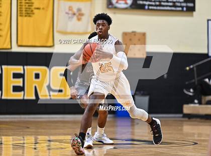 Thumbnail 2 in Matawan Regional @ St. John-Vianney photogallery.