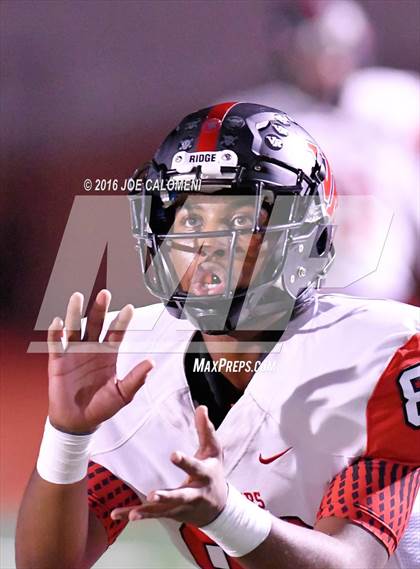 Thumbnail 2 in Churchill vs Vista Ridge (Class 6A Division II Region 4) photogallery.