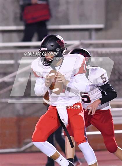 Thumbnail 3 in Churchill vs Vista Ridge (Class 6A Division II Region 4) photogallery.