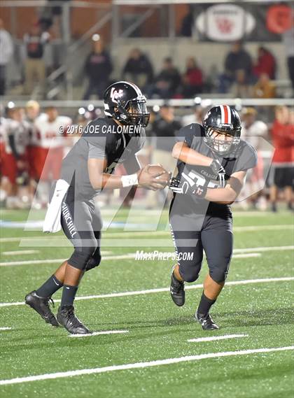 Thumbnail 2 in Churchill vs Vista Ridge (Class 6A Division II Region 4) photogallery.