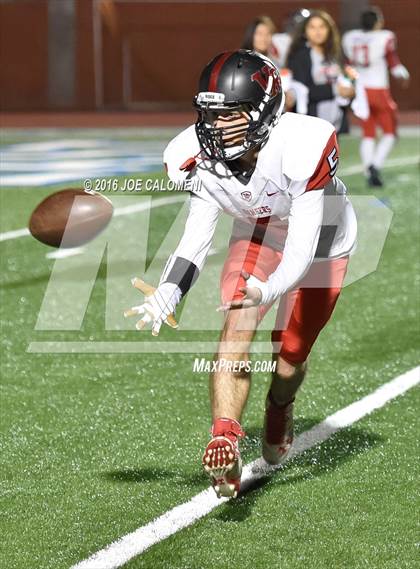 Thumbnail 3 in Churchill vs Vista Ridge (Class 6A Division II Region 4) photogallery.