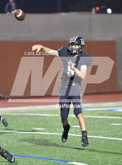 Thumbnail 1 in Churchill vs Vista Ridge (Class 6A Division II Region 4) photogallery.