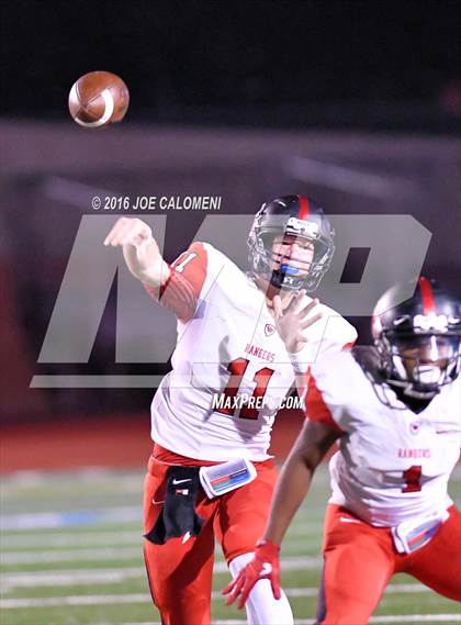 Thumbnail 1 in Churchill vs Vista Ridge (Class 6A Division II Region 4) photogallery.