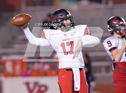 Thumbnail 2 in Churchill vs Vista Ridge (Class 6A Division II Region 4) photogallery.
