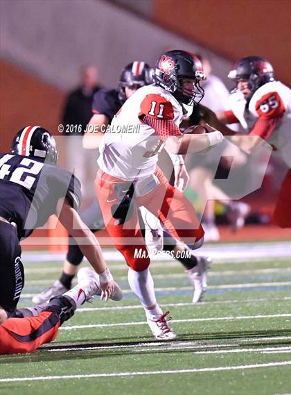 Thumbnail 2 in Churchill vs Vista Ridge (Class 6A Division II Region 4) photogallery.