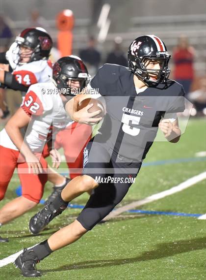 Thumbnail 2 in Churchill vs Vista Ridge (Class 6A Division II Region 4) photogallery.