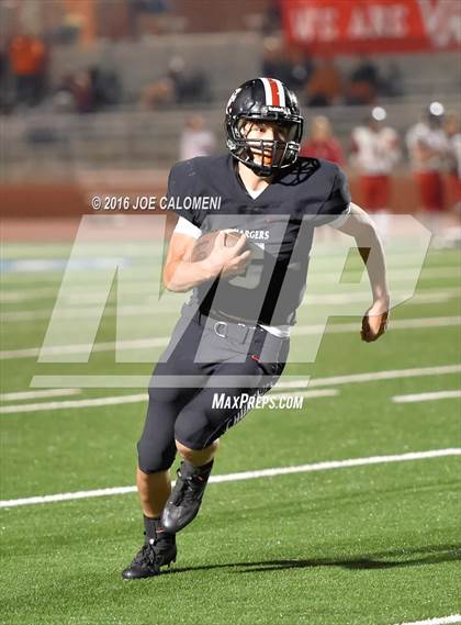 Thumbnail 1 in Churchill vs Vista Ridge (Class 6A Division II Region 4) photogallery.