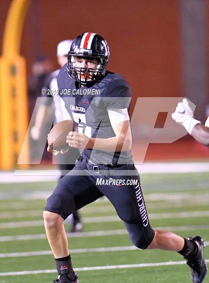 Thumbnail 3 in Churchill vs Vista Ridge (Class 6A Division II Region 4) photogallery.