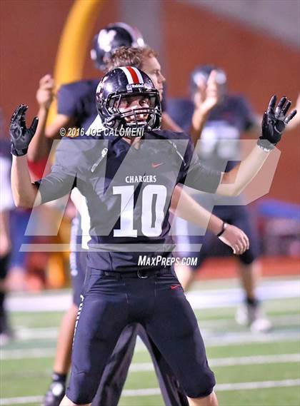 Thumbnail 3 in Churchill vs Vista Ridge (Class 6A Division II Region 4) photogallery.