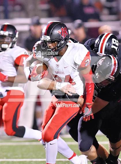 Thumbnail 1 in Churchill vs Vista Ridge (Class 6A Division II Region 4) photogallery.