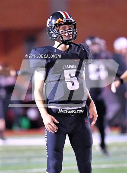 Thumbnail 2 in Churchill vs Vista Ridge (Class 6A Division II Region 4) photogallery.