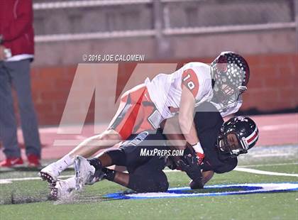 Thumbnail 2 in Churchill vs Vista Ridge (Class 6A Division II Region 4) photogallery.