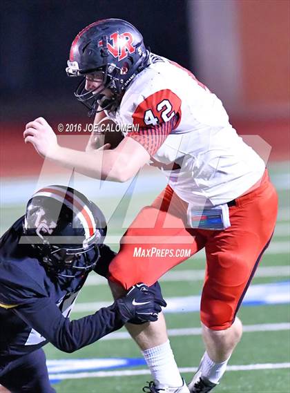Thumbnail 2 in Churchill vs Vista Ridge (Class 6A Division II Region 4) photogallery.