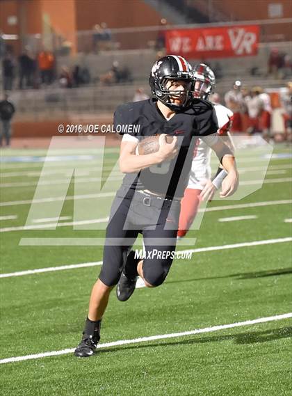 Thumbnail 2 in Churchill vs Vista Ridge (Class 6A Division II Region 4) photogallery.