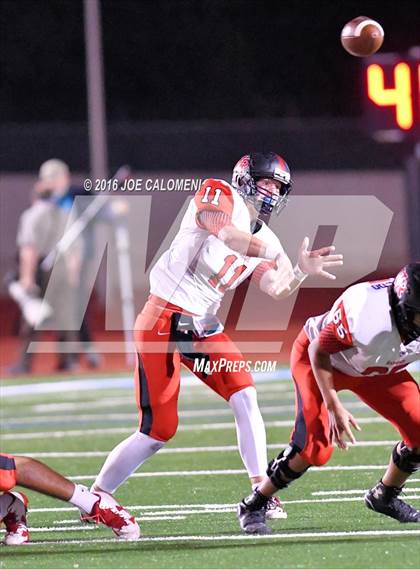 Thumbnail 1 in Churchill vs Vista Ridge (Class 6A Division II Region 4) photogallery.