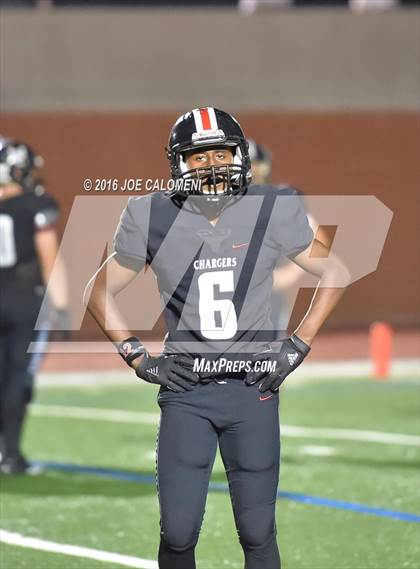 Thumbnail 3 in Churchill vs Vista Ridge (Class 6A Division II Region 4) photogallery.