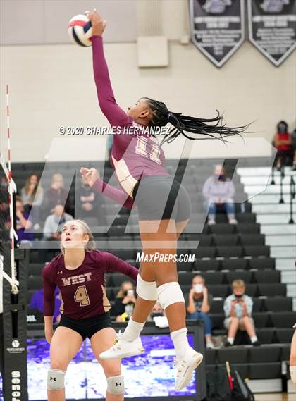 Thumbnail 2 in Magnolia West @ College Station photogallery.