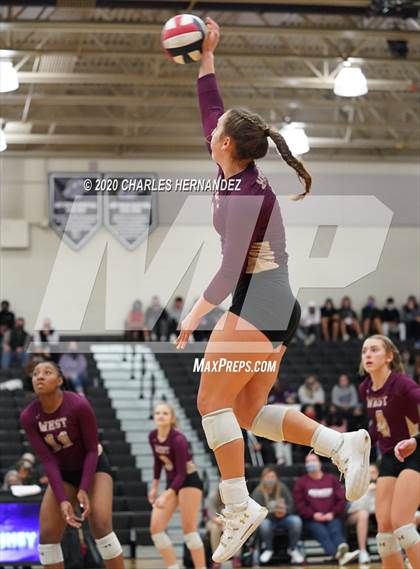 Thumbnail 1 in Magnolia West @ College Station photogallery.