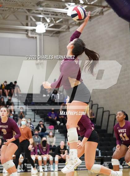 Thumbnail 3 in Magnolia West @ College Station photogallery.