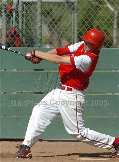 Thumbnail 2 in Vacaville vs. San Juan (Land Park Easter Tournament) photogallery.