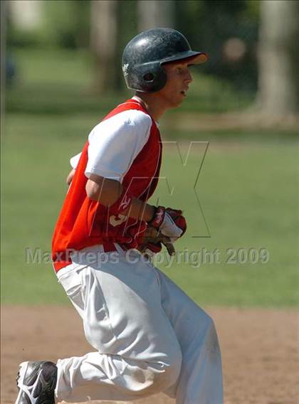 Thumbnail 3 in Vacaville vs. San Juan (Land Park Easter Tournament) photogallery.
