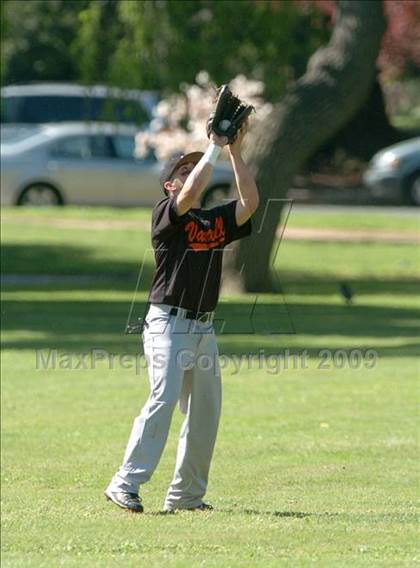 Thumbnail 2 in Vacaville vs. San Juan (Land Park Easter Tournament) photogallery.