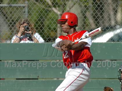 Thumbnail 3 in Vacaville vs. San Juan (Land Park Easter Tournament) photogallery.