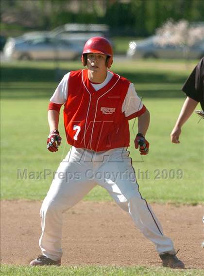 Thumbnail 1 in Vacaville vs. San Juan (Land Park Easter Tournament) photogallery.