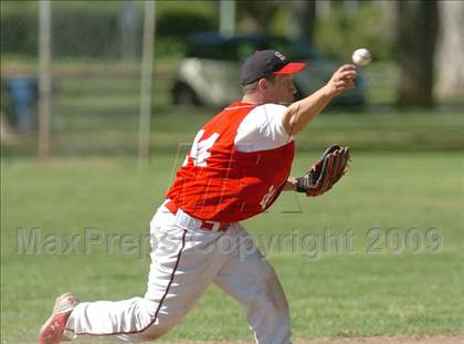 Thumbnail 3 in Vacaville vs. San Juan (Land Park Easter Tournament) photogallery.