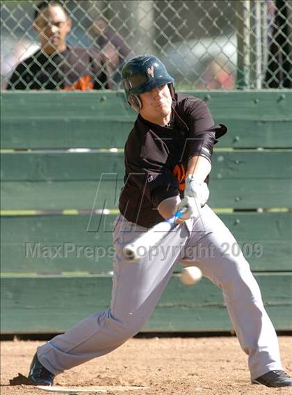 Thumbnail 1 in Vacaville vs. San Juan (Land Park Easter Tournament) photogallery.