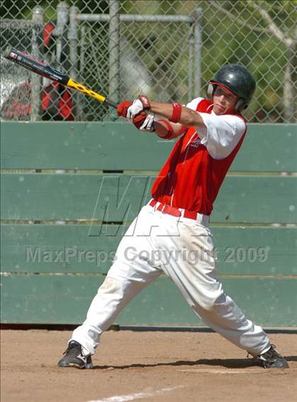 Thumbnail 1 in Vacaville vs. San Juan (Land Park Easter Tournament) photogallery.