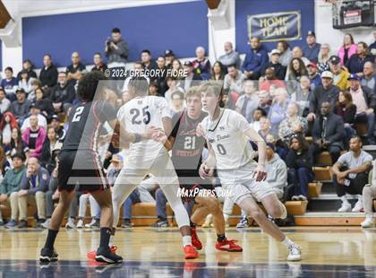 Thumbnail 1 in Notre Dame (SO) @ Harvard-Westlake photogallery.